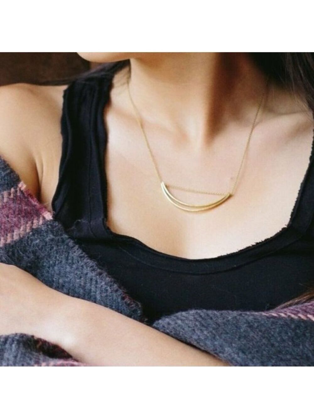 SILVER TONE LUNETTE NECKLACE